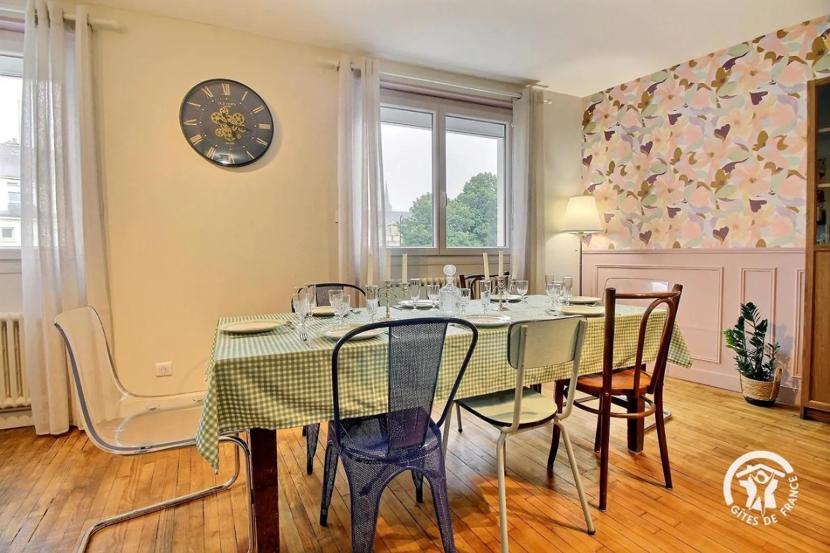 La Rose Des Vents Villa Pontivy 0*,  France